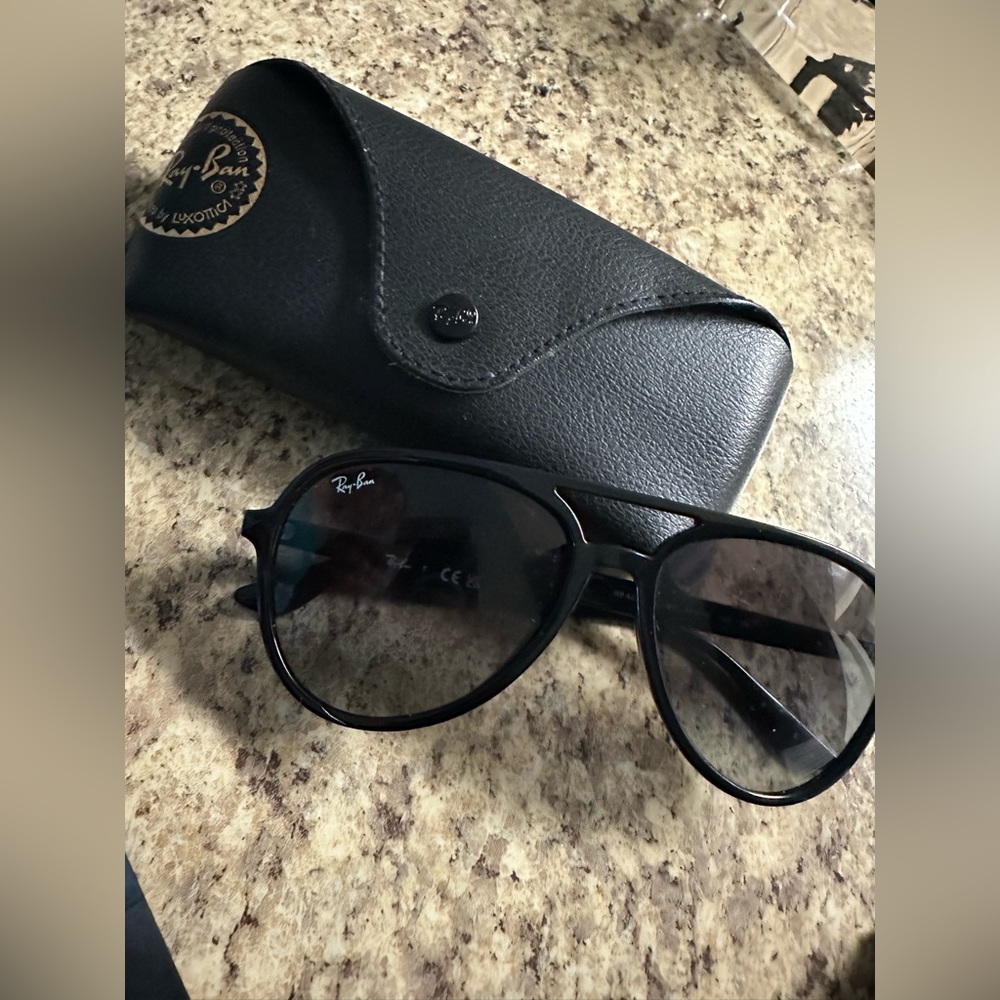 Black ray banz